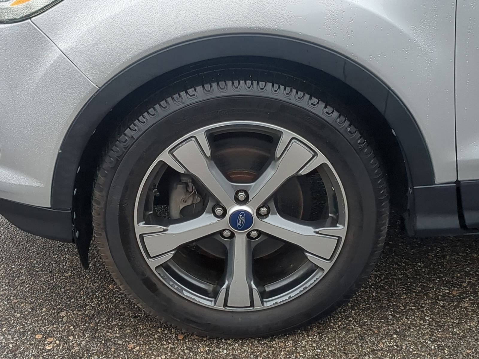 Used 2017 Ford Escape SE w/ Equipment Group 201A image 18