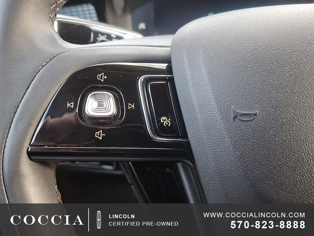Used 2024 Lincoln Corsair AWD image 22