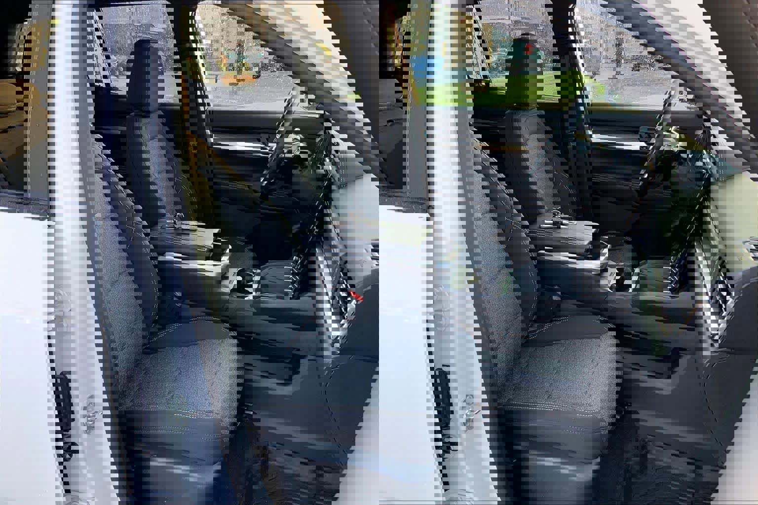 Used 2025 GMC Terrain Elevation image 9