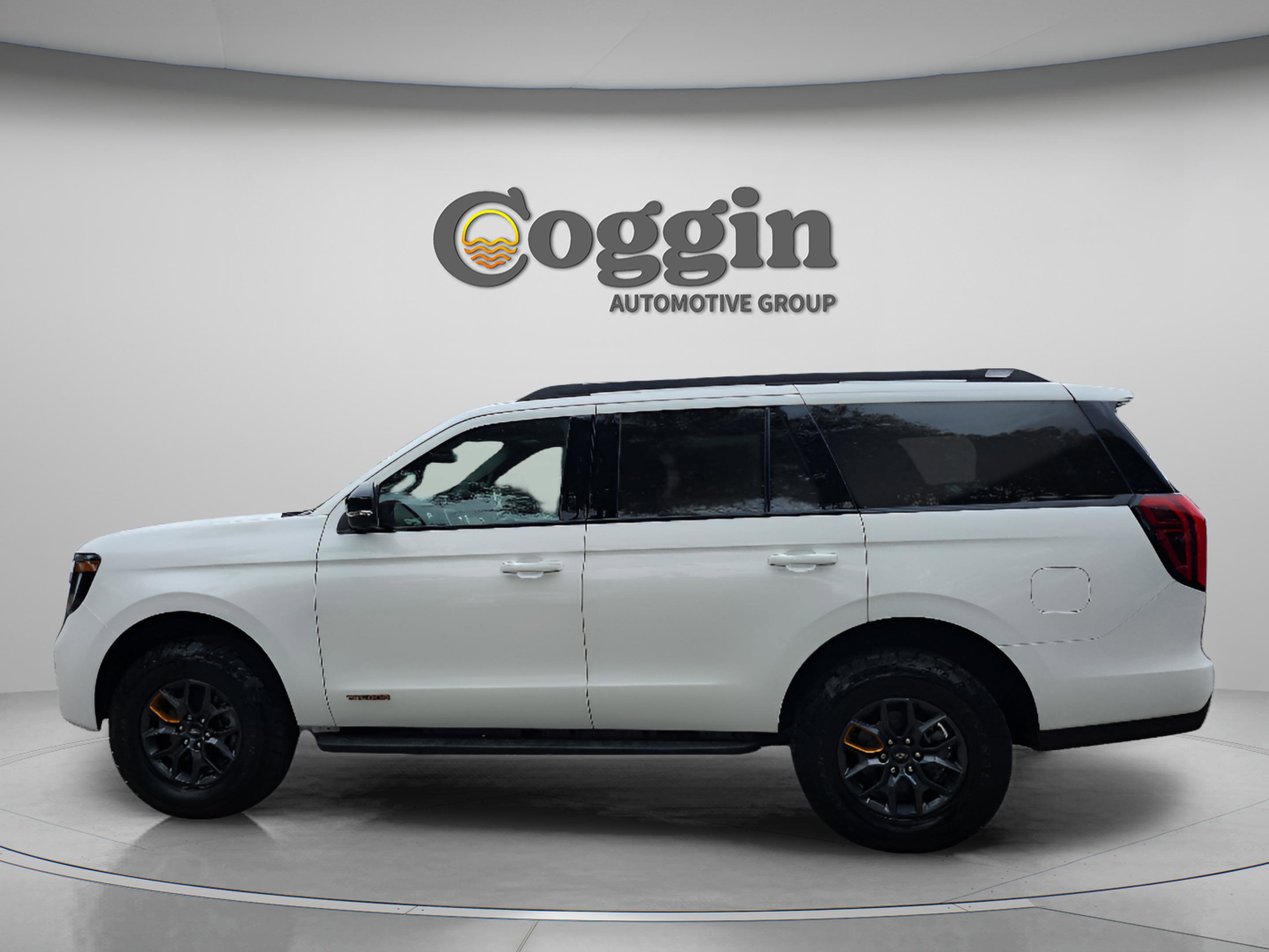 New 2026 Ford Expedition Tremor image 3