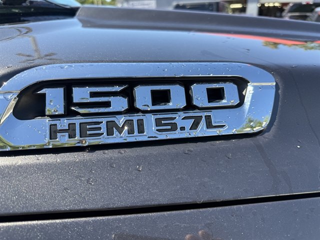 Used 2019 RAM 1500 Laramie AWD/4WD image 7