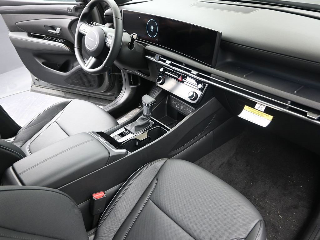 Certified 2025 Hyundai Santa Cruz Limited image 12