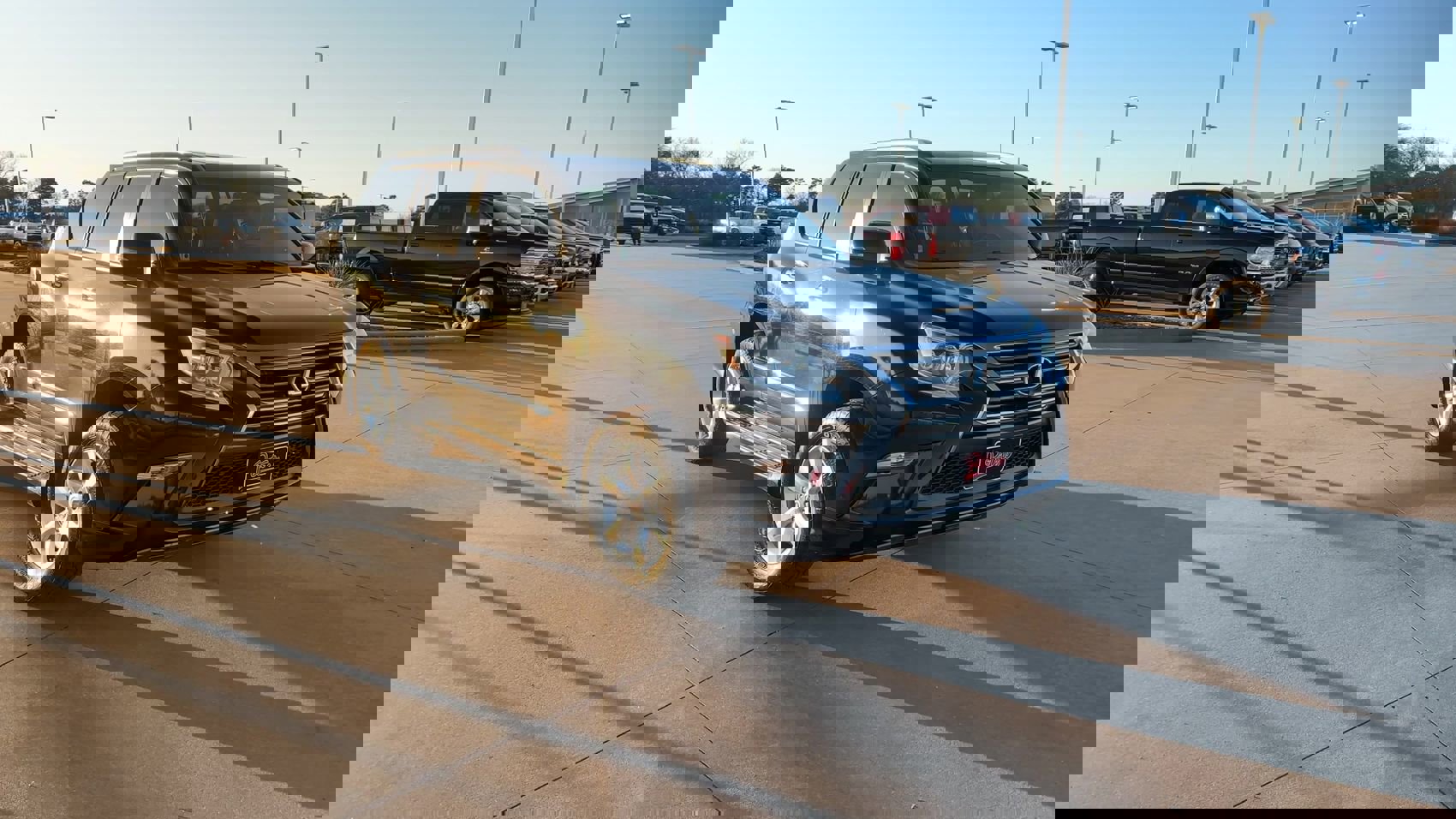 Used 2017 Lexus GX 460 image 2