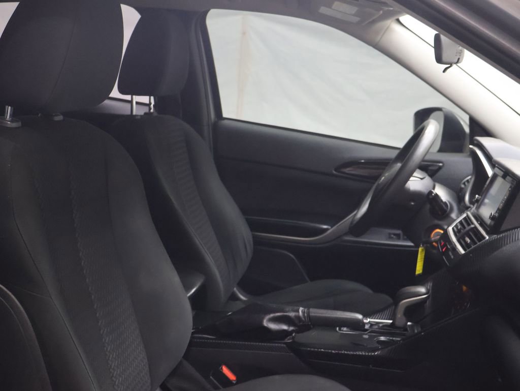 Used 2020 Mitsubishi Eclipse Cross ES image 10