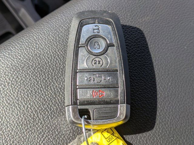 Used 2025 Ford F350 Lariat image 24