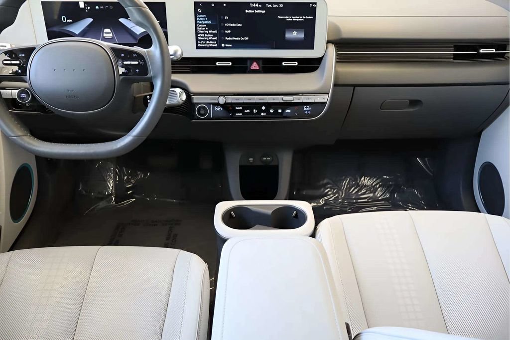 Used 2023 Hyundai Ioniq 5 SEL AWD/4WD image 16