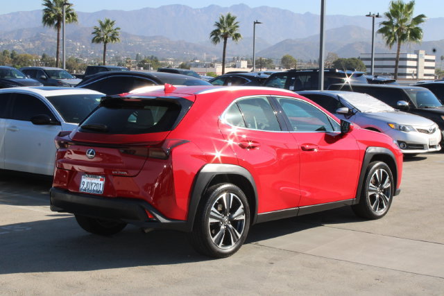 Certified 2024 Lexus UX 250h FWD image 21