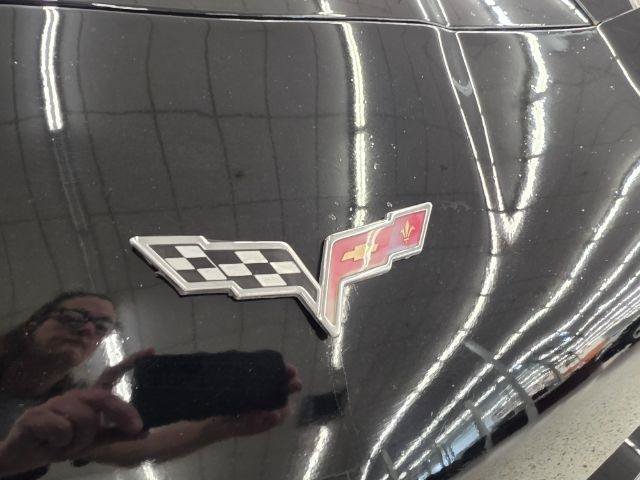 Used 2009 Chevrolet Corvette Convertible w/ Preferred Equipment Group RWD image 39