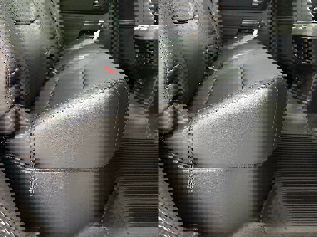 Used 2025 Toyota Tundra Platinum image 59