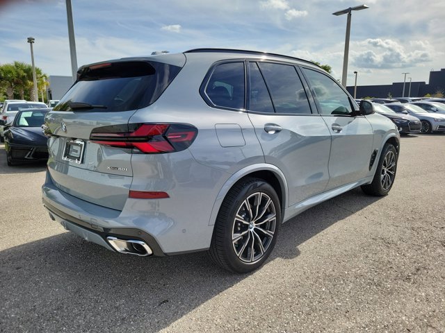 Used 2025 BMW X5 xDrive40i w/ Executive Package image 6