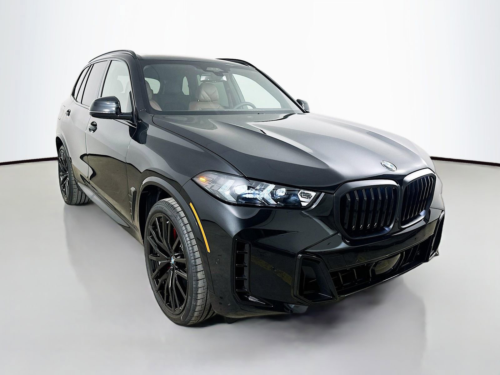 New 2026 BMW X5 xDrive40i w/ M Sport Package AWD/4WD image 3