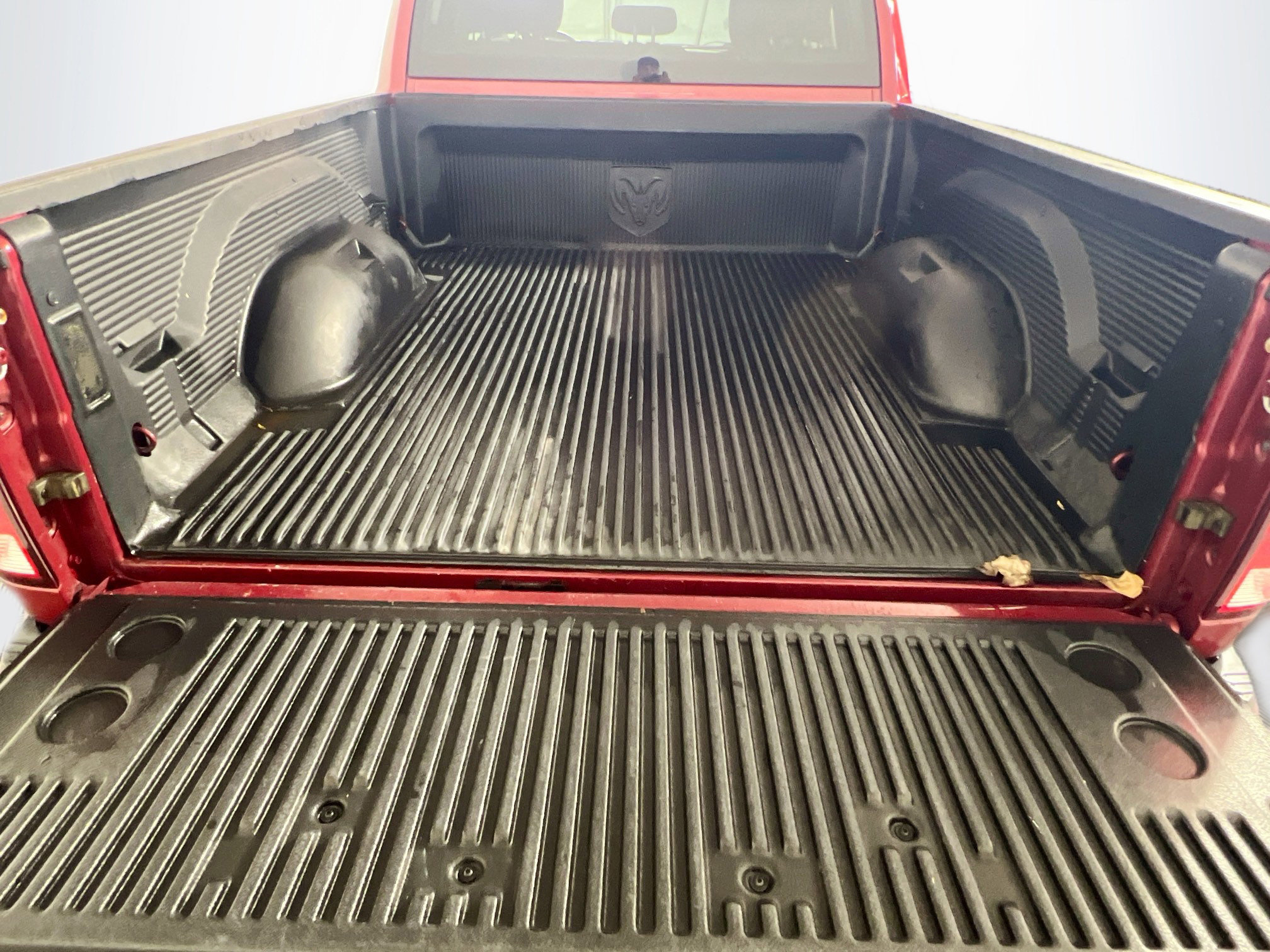 Used 2013 RAM 1500 Express RWD image 32