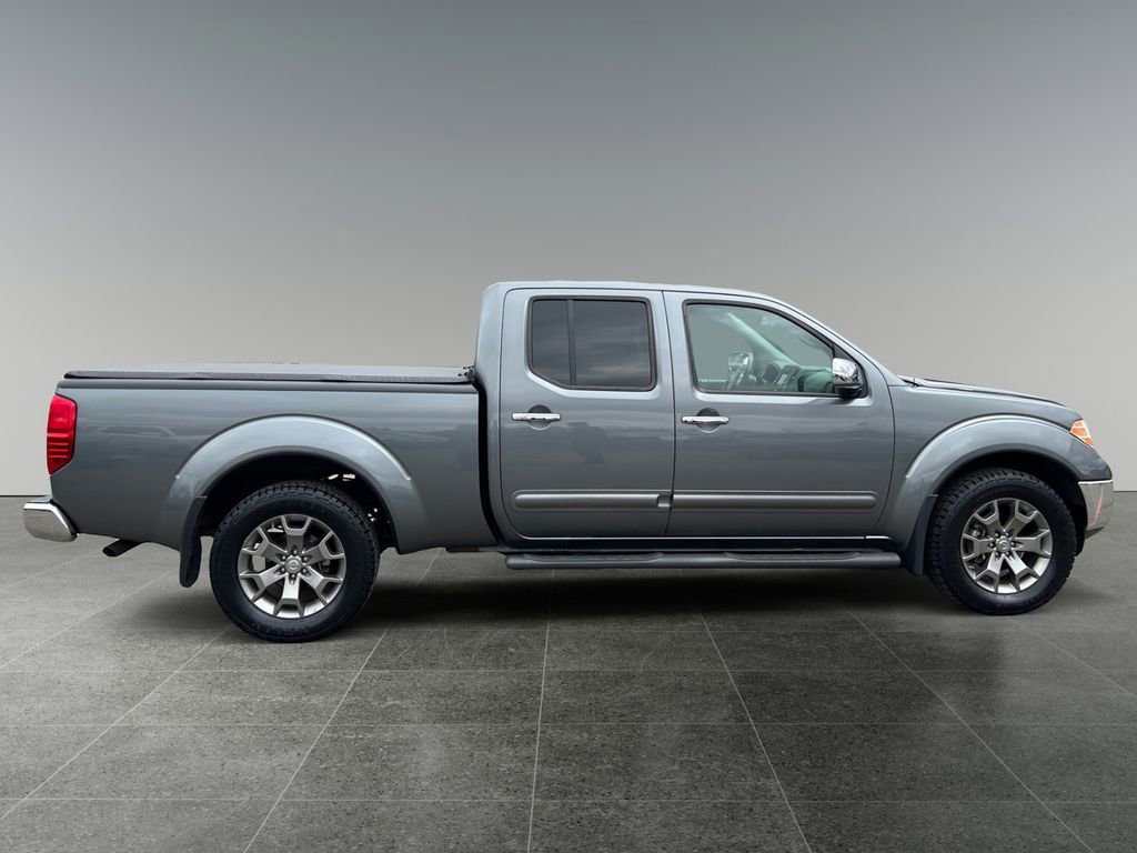 Used 2017 Nissan Frontier SL image 8