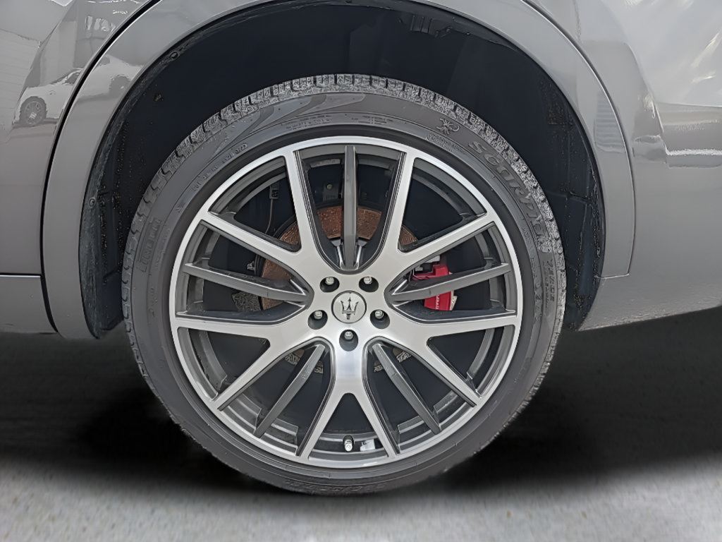 Used 2024 Maserati Levante Modena Ultima AWD/4WD image 15