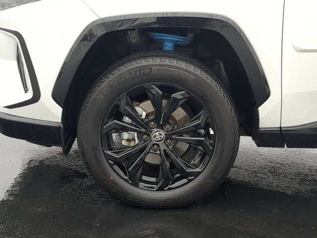 Certified 2025 Toyota RAV4 XSE image 7