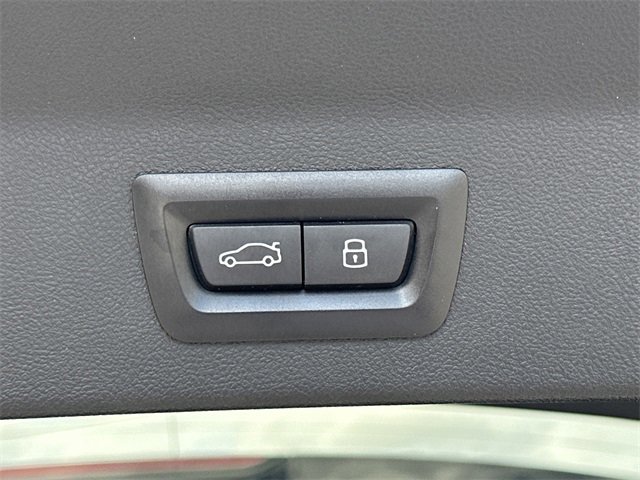 Used 2024 BMW X3 sDrive30i w/ Premium Package image 31