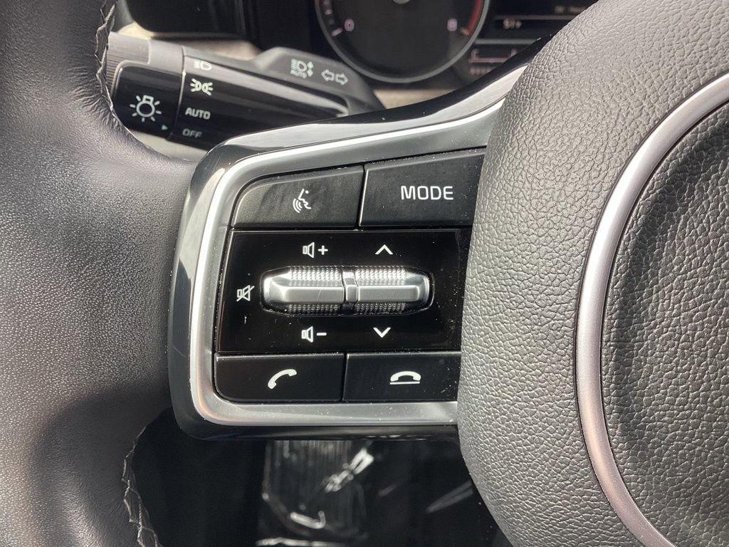 Used 2023 Kia Sorento S w/ Panoramic Sunroof Package AWD/4WD image 18