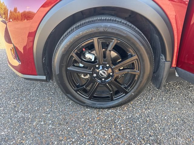 Certified 2024 Nissan Kicks SR w/ SR Premium Package FWD image 11