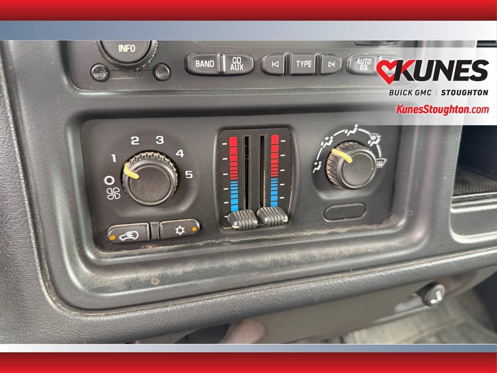 Used 2006 Chevrolet Silverado 1500 W/T AWD/4WD image 23