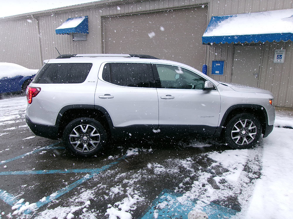 Used 2020 GMC Acadia SLE w/ Driver Convenience Package AWD/4WD image 9