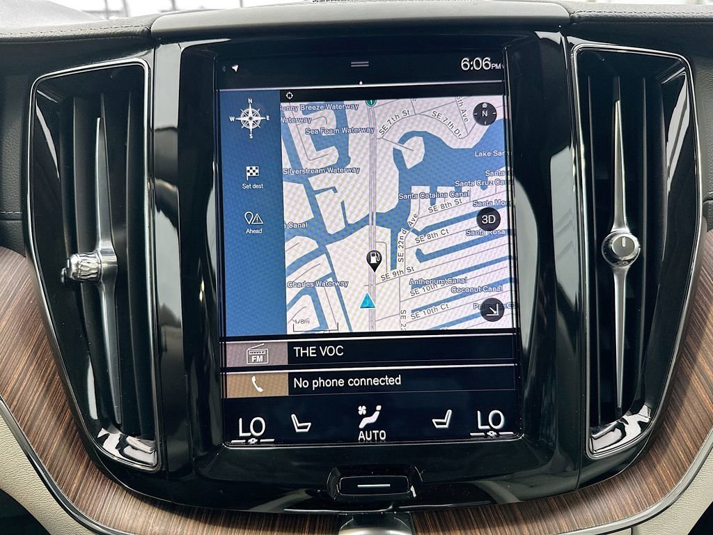 Used 2020 Volvo XC60 T5 Inscription w/ Protection Package Premier FWD image 14