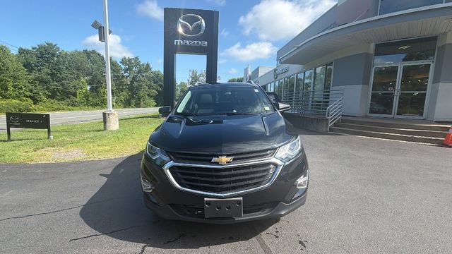 Used 2018 Chevrolet Equinox LT w/ Sun & Infotainment Package AWD/4WD image 2
