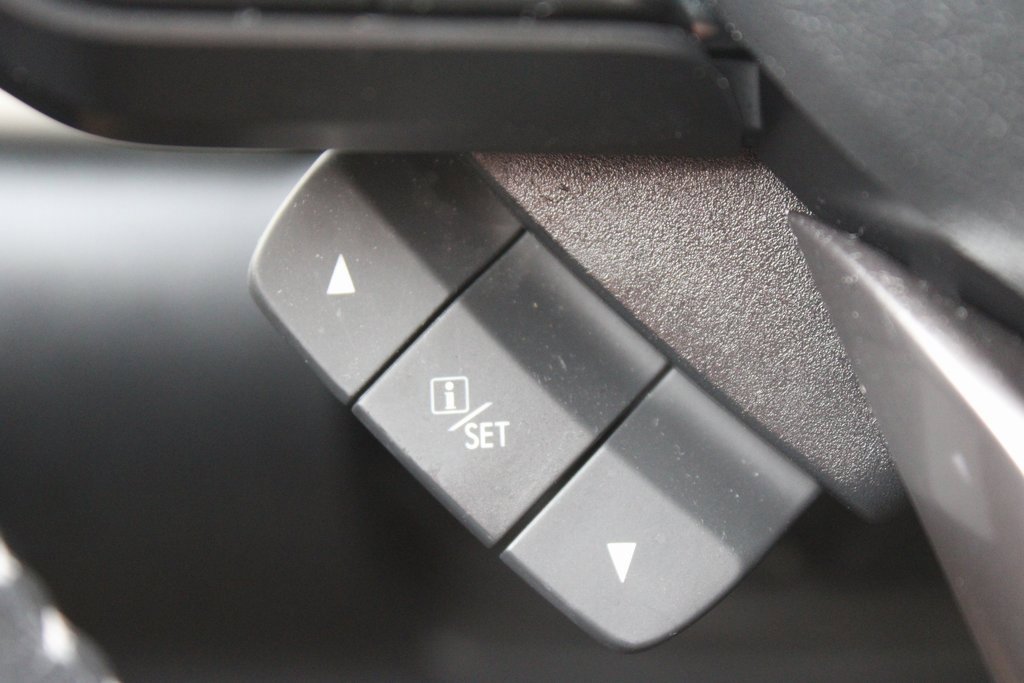 Used 2023 Subaru Forester Limited image 15