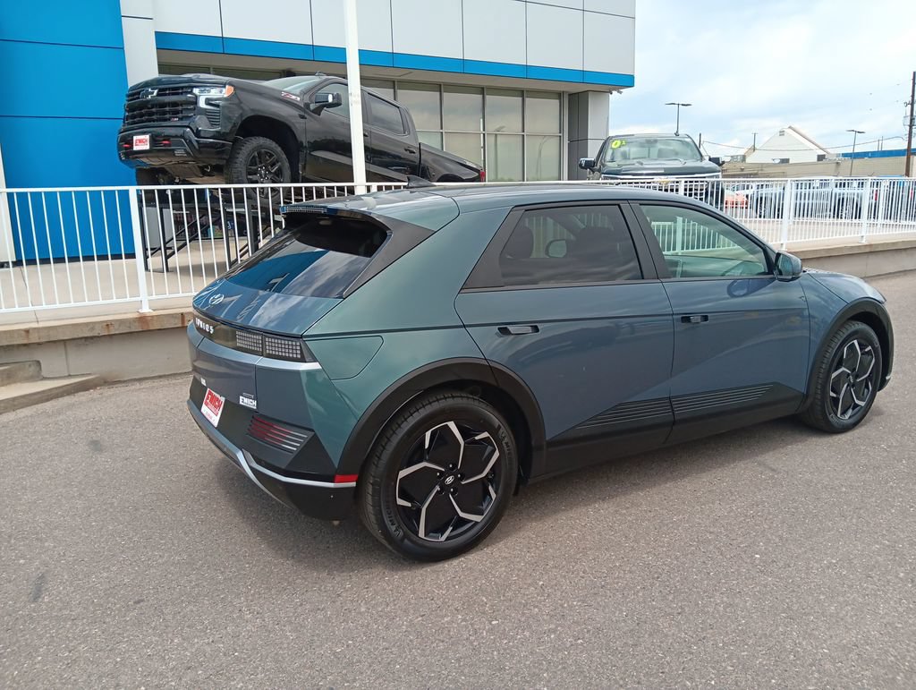 Used 2024 Hyundai Ioniq 5 SEL AWD/4WD image 5