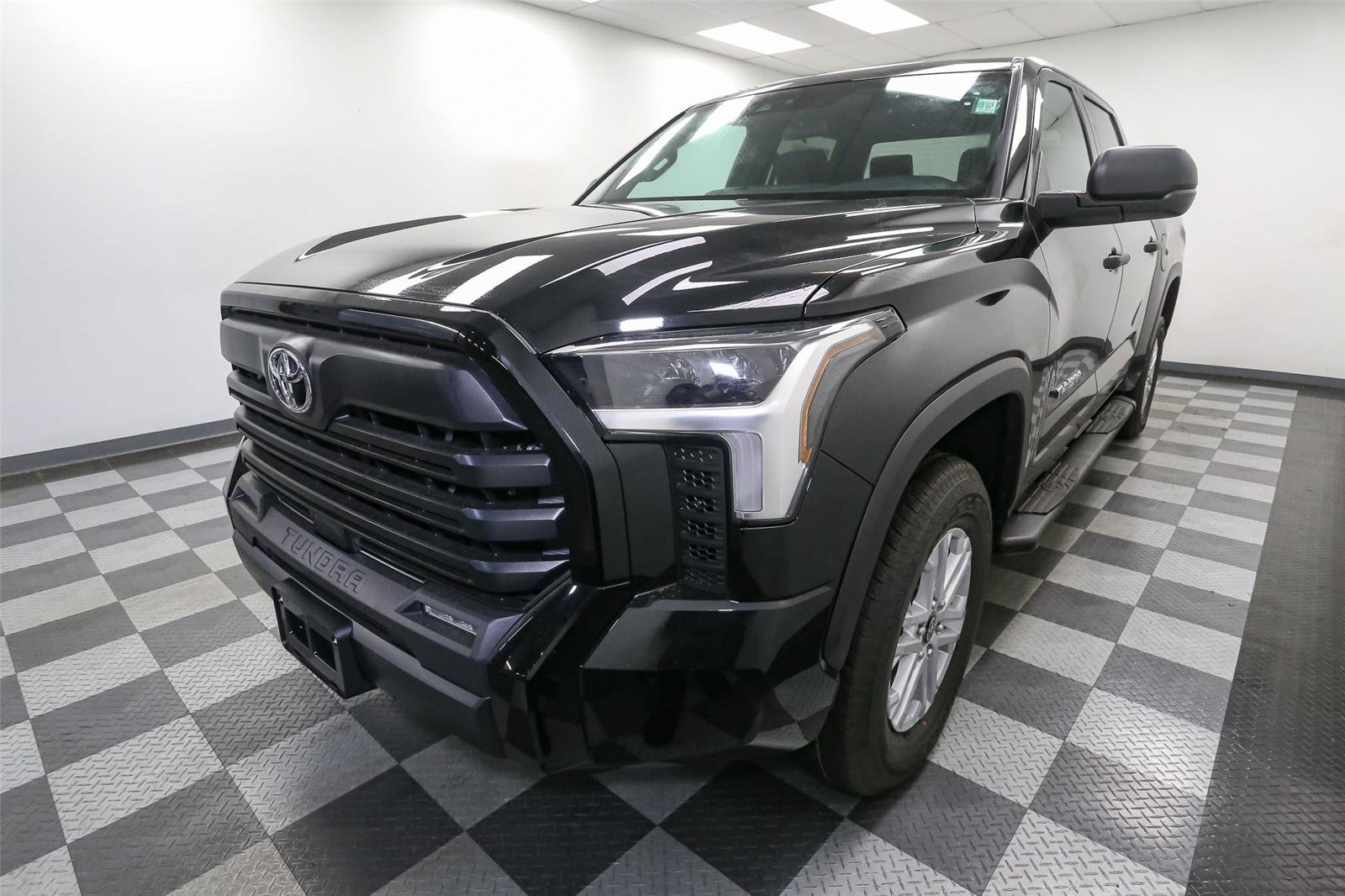 New 2026 Toyota Tundra SR5 image 4