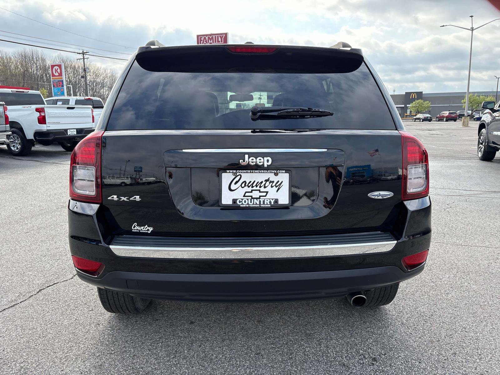 Used 2017 Jeep Compass High Altitude AWD/4WD image 4