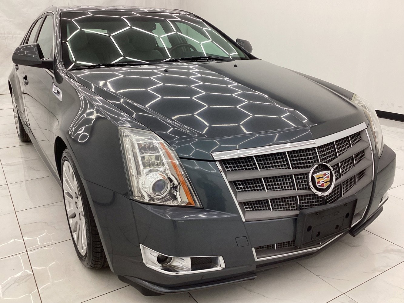 Used 2011 Cadillac CTS Premium image 3
