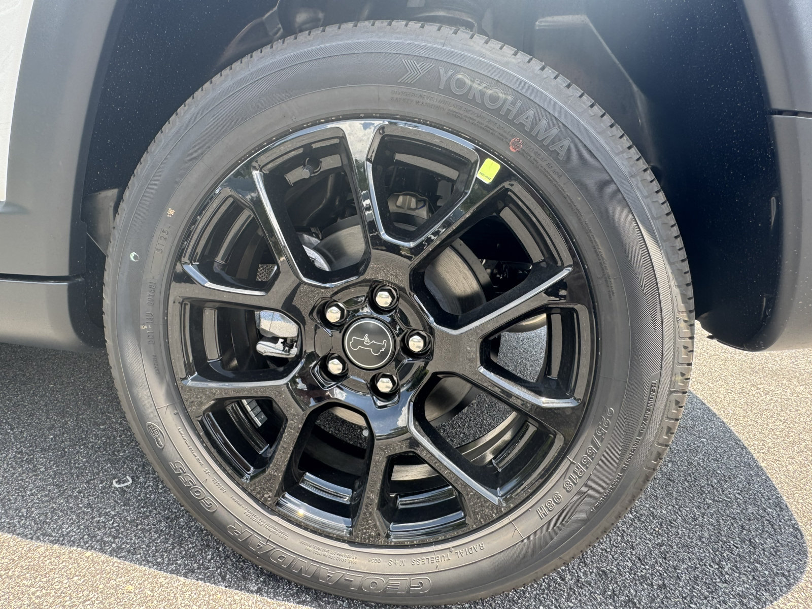 New 2026 Jeep Compass Latitude AWD/4WD image 20