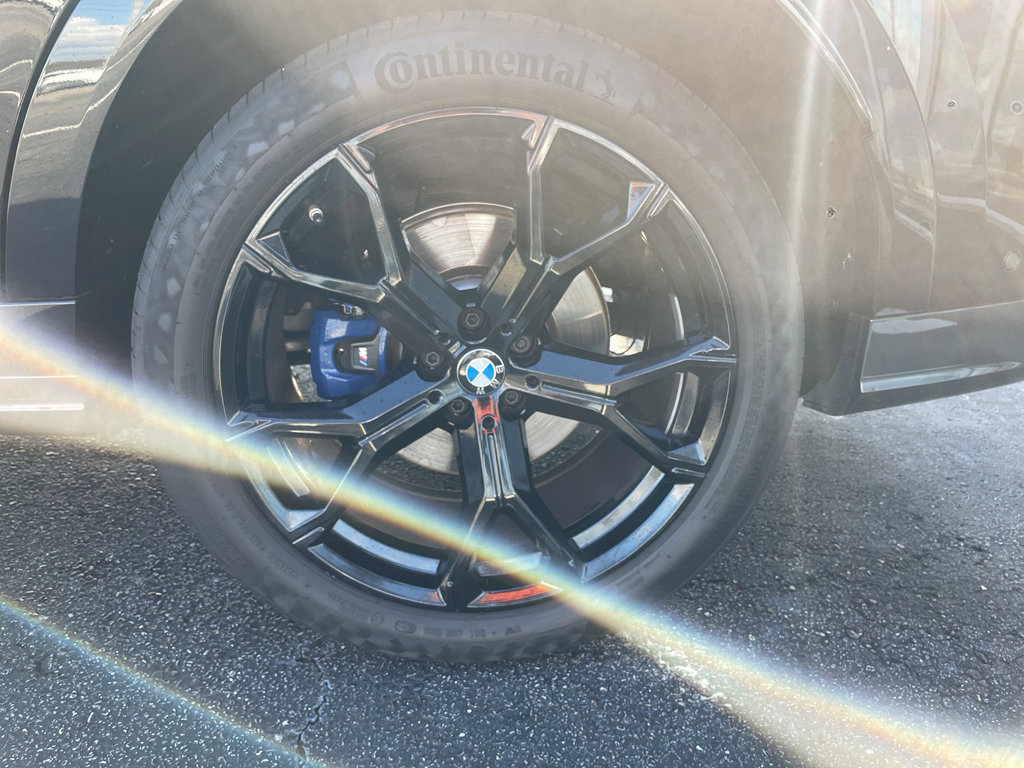 Used 2024 BMW X6 xDrive40i w/ Executive Package image 27