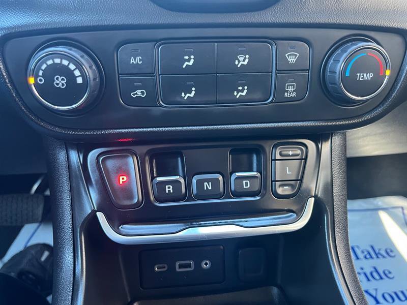 Used 2019 GMC Terrain SLE image 14