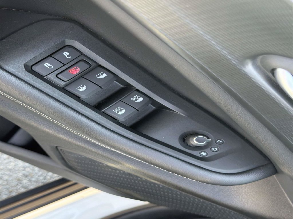 Used 2023 Jeep Grand Cherokee L Laredo RWD image 20