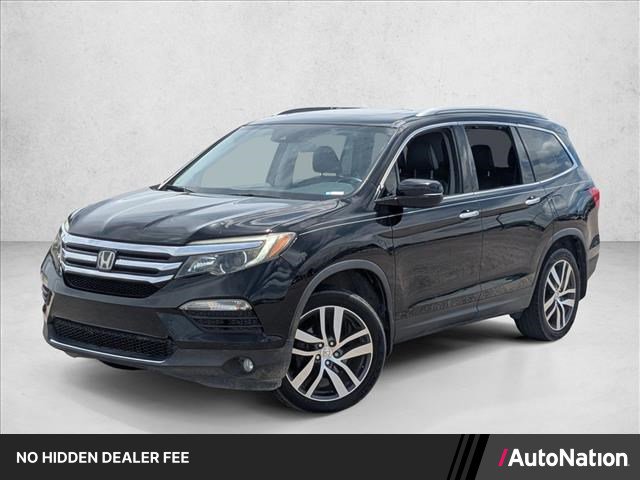 Used 2017 Honda Pilot Touring image 1