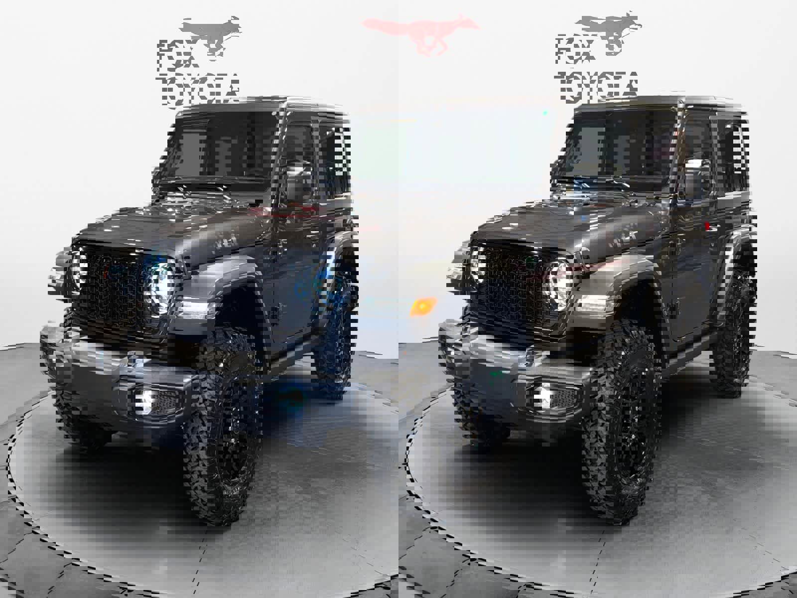 Used 2025 Jeep Wrangler Sport image 1