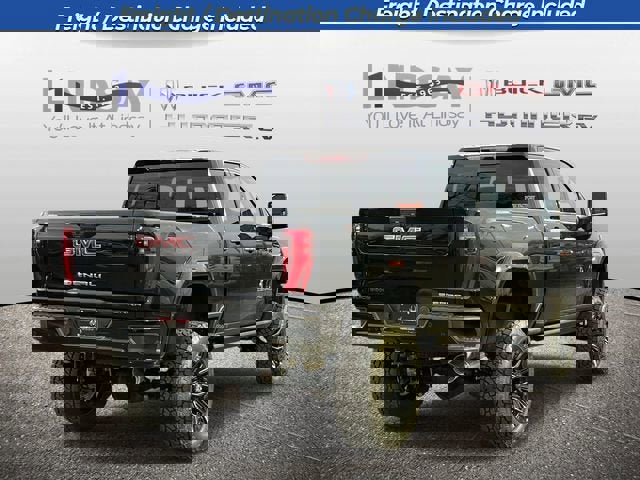 New 2026 GMC Sierra 2500 Denali w/ Denali Reserve Package image 2