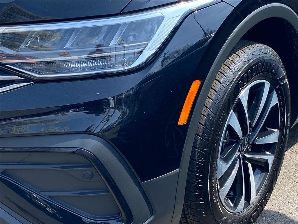 Certified 2024 Volkswagen Tiguan S image 3