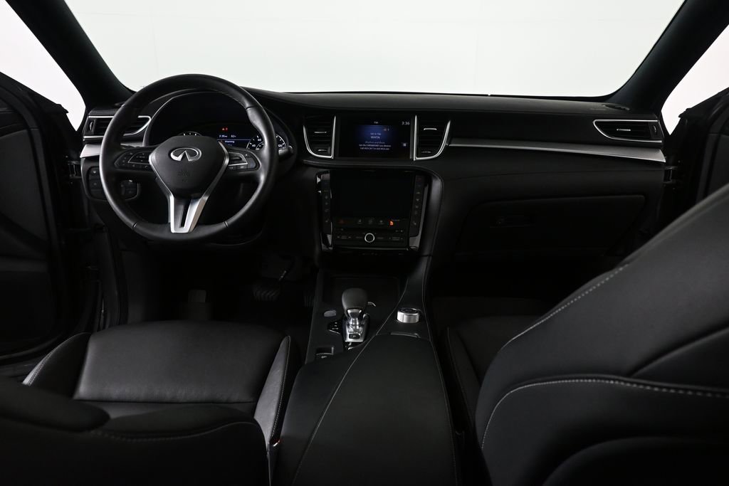 Used 2021 INFINITI QX50 Luxe w/ Appearance Package FWD image 16