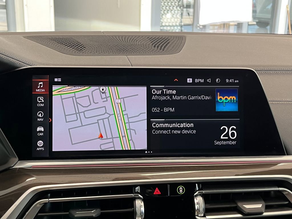 Used 2022 BMW X5 xDrive40i w/ Premium Package image 4