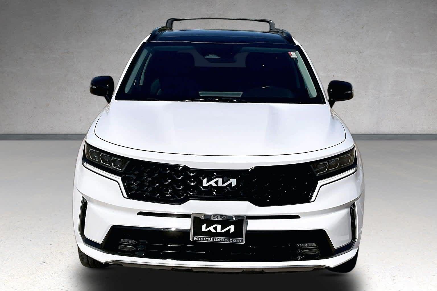 Certified 2022 Kia Sorento SX FWD image 6