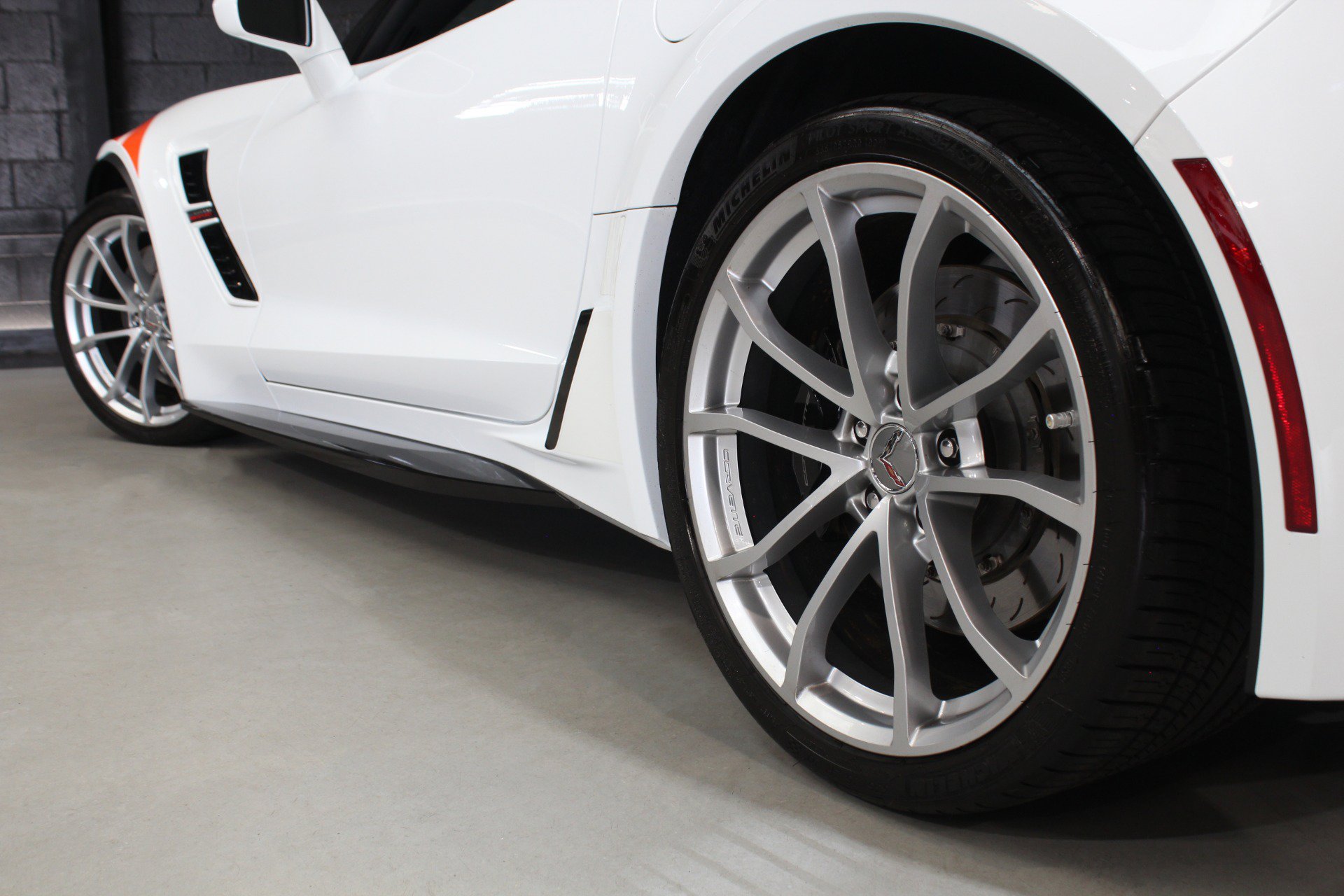 Used 2019 Chevrolet Corvette Grand Sport RWD image 29