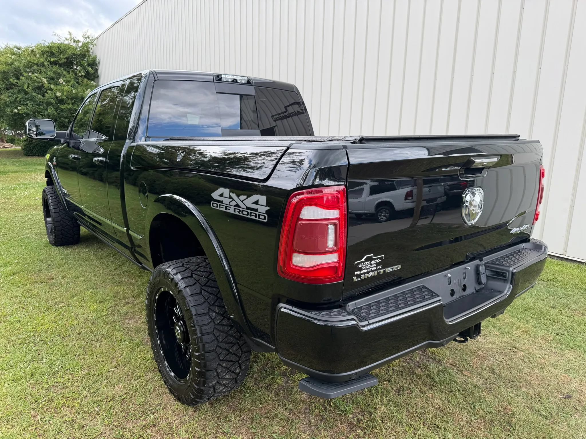 Used 2019 RAM 2500 Limited AWD/4WD image 9
