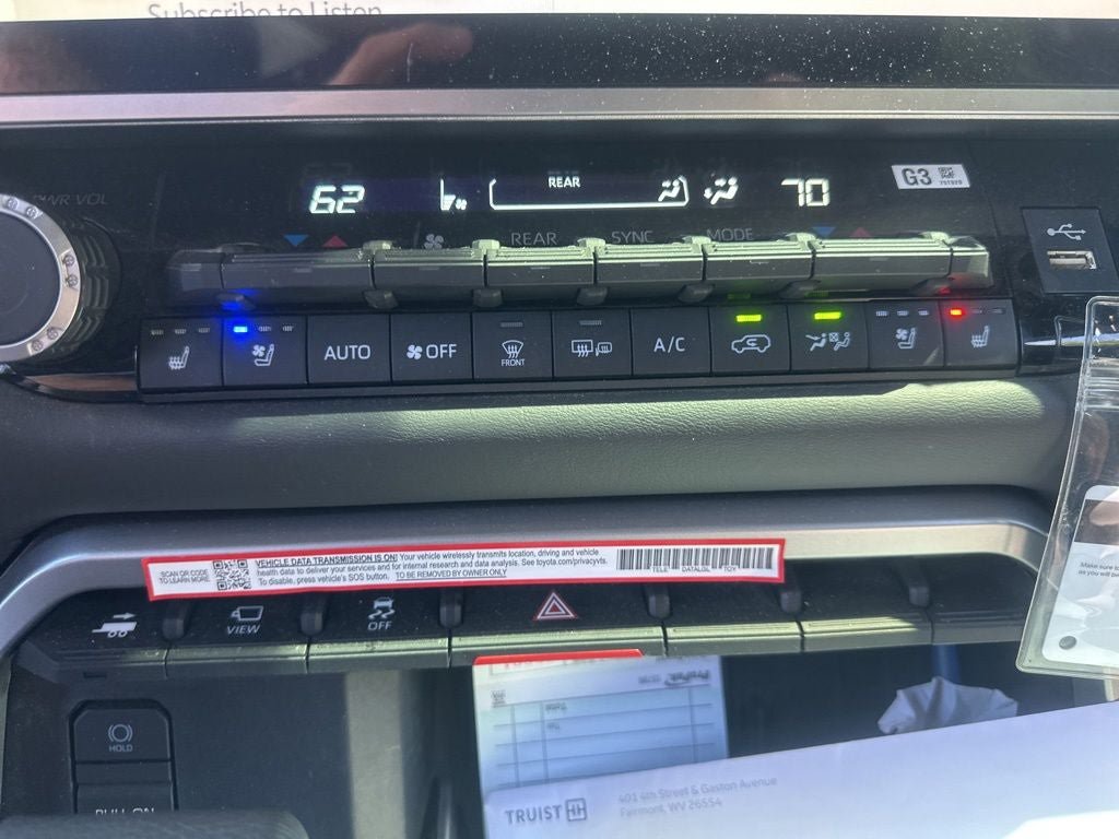 Used 2025 Toyota Sequoia Platinum AWD/4WD image 7