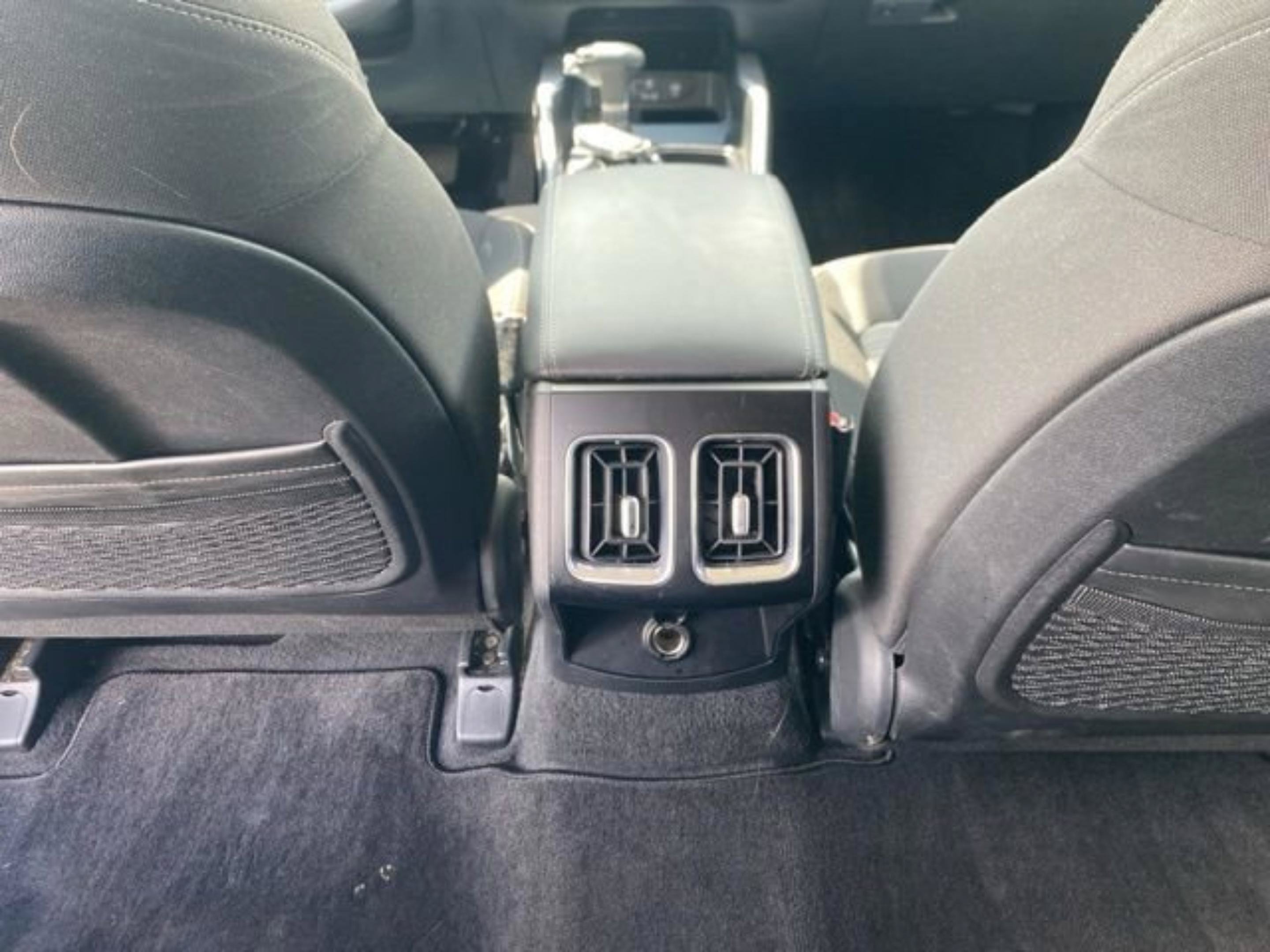 Used 2026 Kia Sorento LX FWD image 26