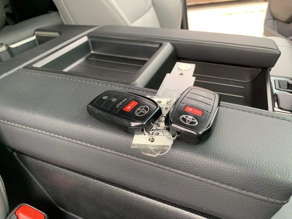 Used 2024 Toyota Tundra SR5 image 33