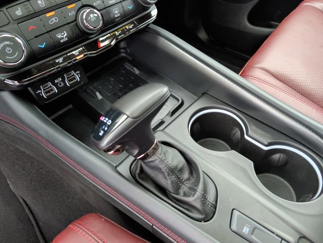 Used 2025 Dodge Durango R/T AWD/4WD image 32