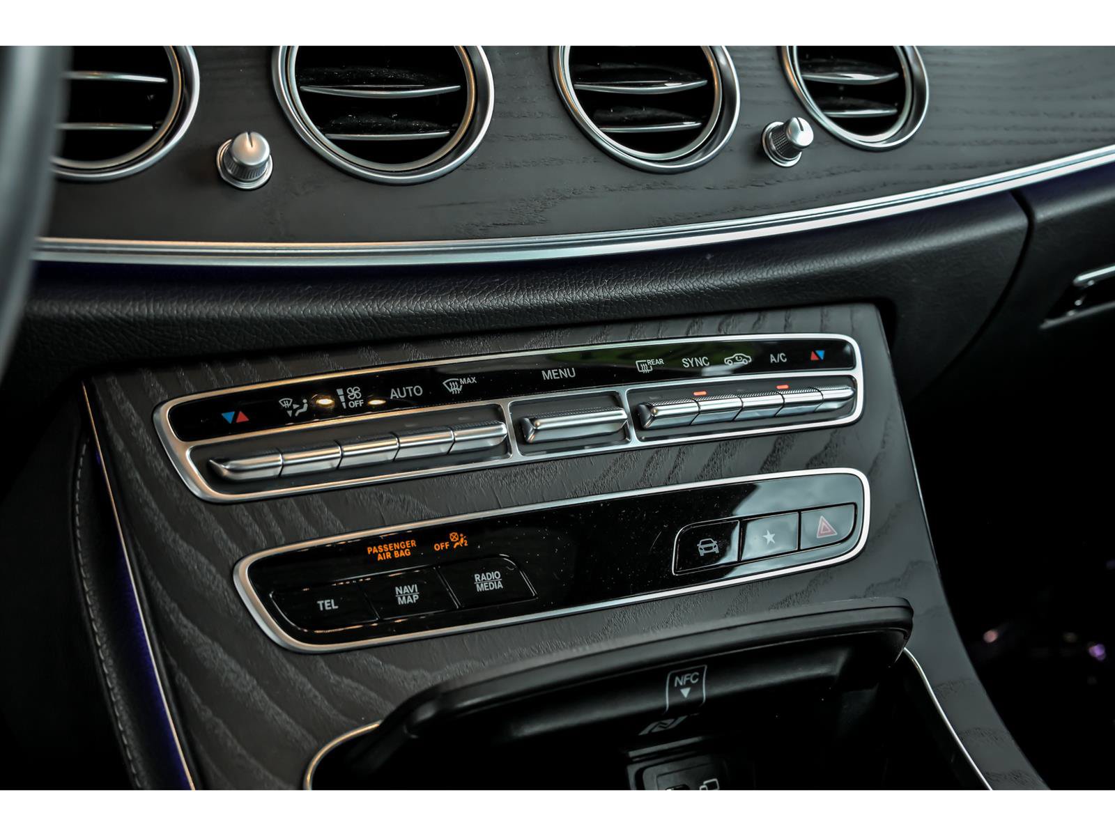 Certified 2022 Mercedes-Benz E 350 4MATIC Sedan w/ AMG Line Exterior image 22
