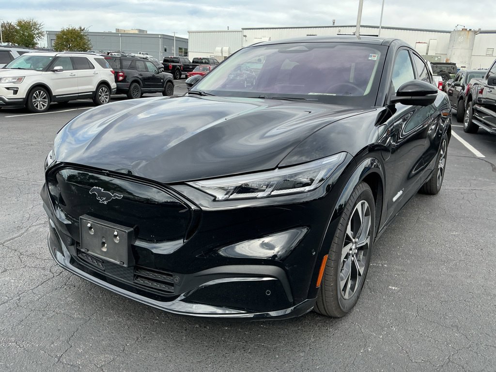 Used 2022 Ford Mustang Mach-E Premium AWD/4WD image 3